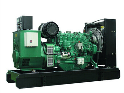 阿勒泰上柴200kw大型柴油二手发电机组_COPY